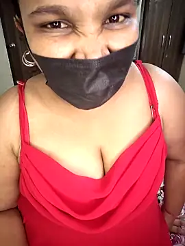 Lusi G online show from 04-15-26, 08:20