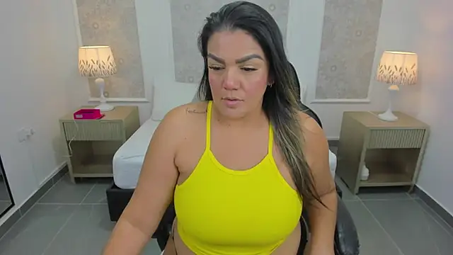 ruby jimenez18  online show from 05-21-26, 02:42