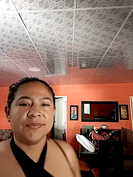 elisa-bebe online show from 04-23-26, 03:35