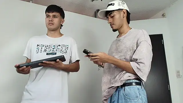 EdwinBoys online show from 05-20-26, 01:30