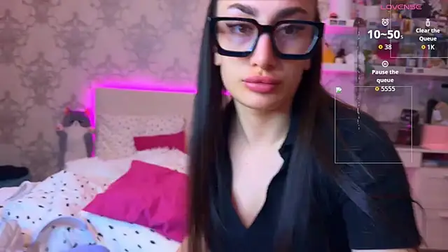 MyNaomi online show from 05-15-26, 07:56
