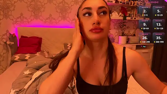 Snapshot of MyNaomi chatting on 07-01-26, 06:30 MyNaomi online show from 07-01-26, 06:30
