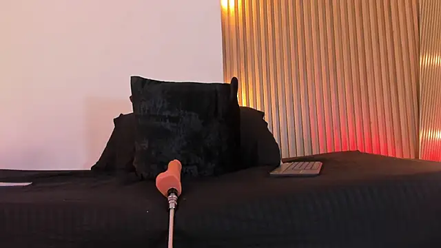 Violeta queen1 online show from 06-03-26, 02:33