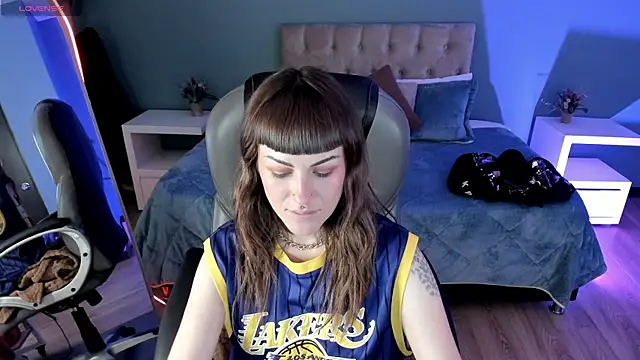 Snapshot of Kim_Jeins666_ chatting on 06-12-26, 12:47 Kim Jeins666 online show from 06-12-26, 12:47