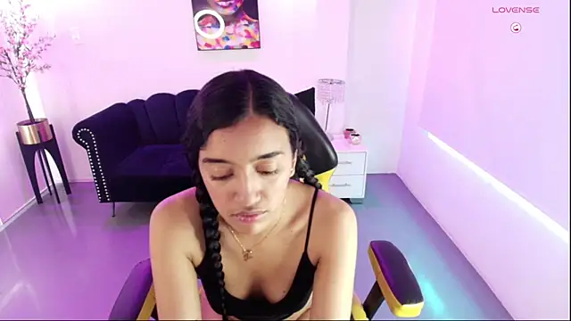Zoe M00n online show from 05-11-26, 02:45