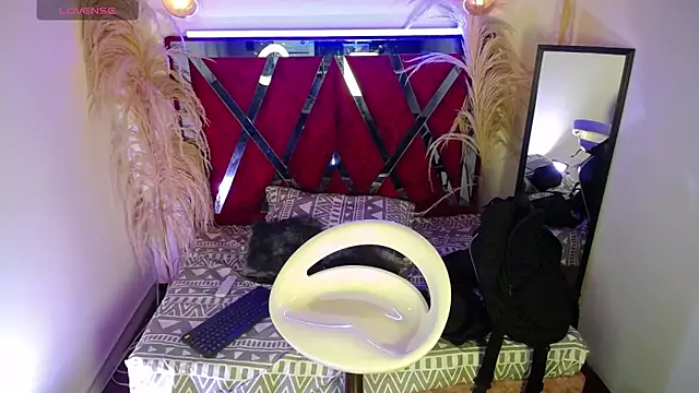 Nickk 21  online show from 05-11-26, 01:12