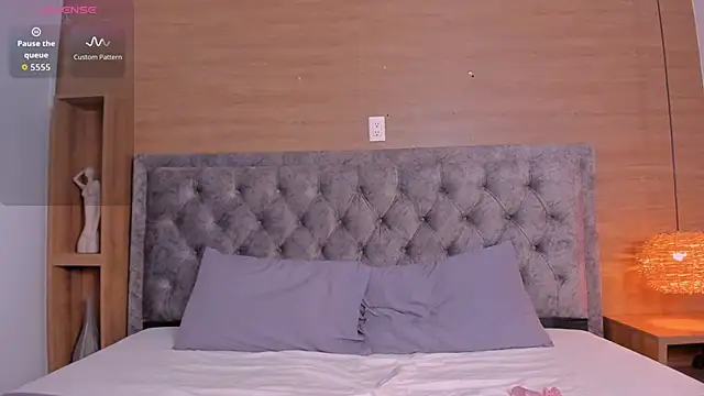 Snapshot of flamin_ chatting on 06-21-26, 04:40 flamin online show from 06-21-26, 04:40