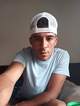 LarbiiXXX online show from 07-25-26, 06:36