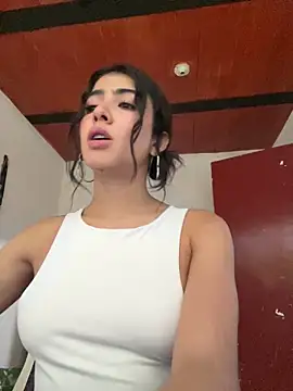MAIILY MOON online show from 05-09-26, 10:46