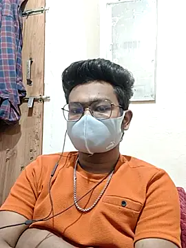 Snapshot of hot_boy995 chatting on 05-04-26, 07:44 hot boy995 online show from 05-04-26, 07:44