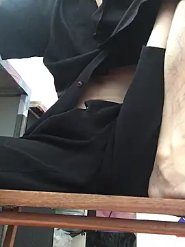 Snapshot of Kangc369 chatting on 06-25-26, 03:15 Kangc369 online show from 06-25-26, 03:15