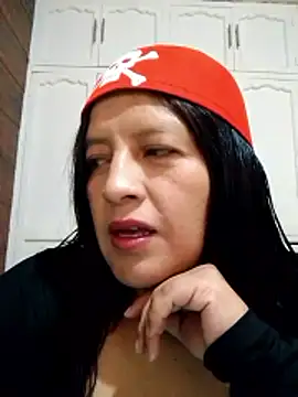 Snapshot of Gaby_lulu chatting on 04-18-26, 03:47 Gaby lulu online show from 04-18-26, 03:47