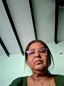 Shalini3456 online show from 05-22-26, 10:35