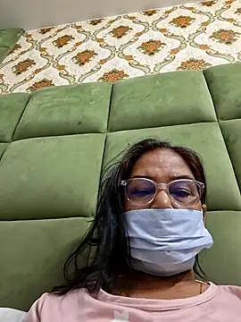 Shalini3456 online show from 05-21-26, 09:50