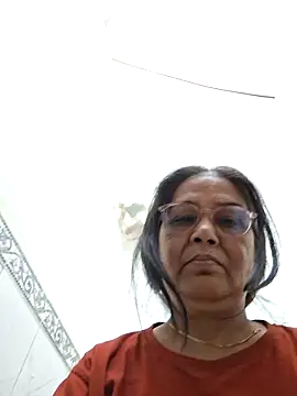 Shalini3456 online show from 04-27-26, 07:45