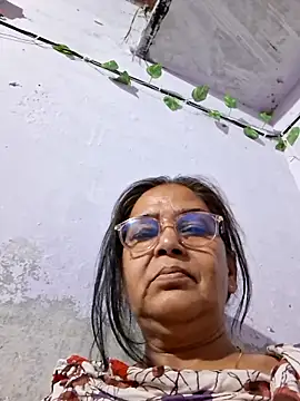 Shalini3456 online show from 04-29-26, 08:29