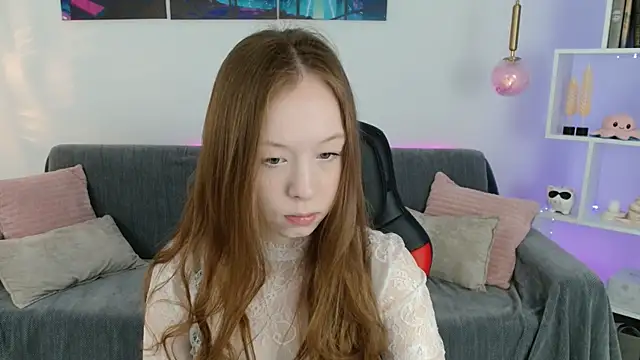 Snapshot of AdeleLang chatting on 04-30-26, 04:19 AdeleLang online show from 04-30-26, 04:19