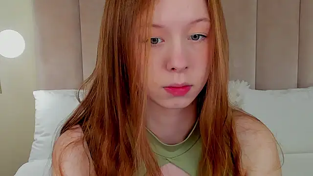 Snapshot of AdeleLang chatting on 05-16-26, 03:38 AdeleLang online show from 05-16-26, 03:38