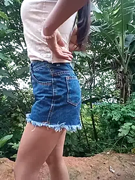 Snapshot of Elena_Mia chatting on 06-19-26, 10:58 Elena Mia online show from 06-19-26, 10:58