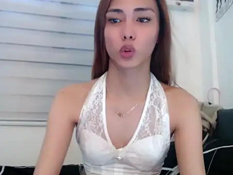 UrHolyBody online show from 04-29-26, 06:50