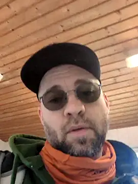 gayboyx77 online show from 04-21-26, 10:00