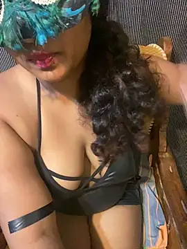 peacheypink online show from 05-18-26, 01:05
