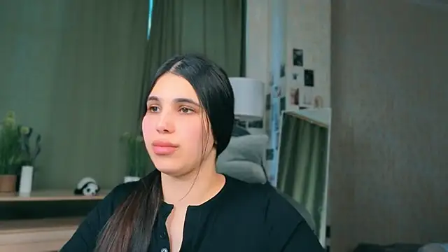 18 yo talent online show from 04-19-26, 04:24