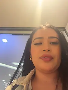 Sara fun online show from 05-04-26, 06:44