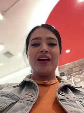 Sara fun online show from 03-13-25, 06:23