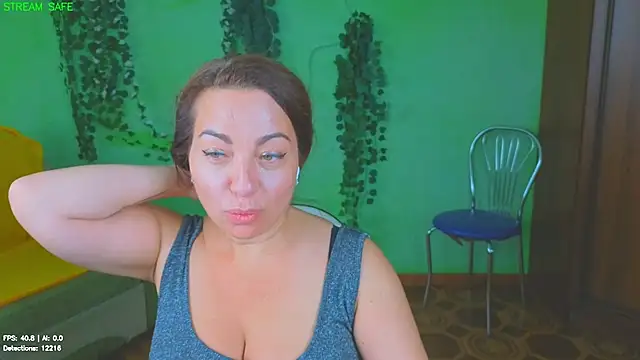 Snapshot of Zoe_Zephyr chatting on 07-17-26, 06:32 Zoe Zephyr online show from 07-17-26, 06:32
