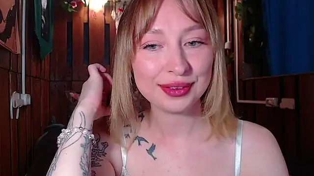 Snapshot of Mimi-Deep chatting on 06-19-26, 07:36 Mimi-Deep online show from 06-19-26, 07:36