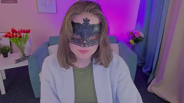 DanaHurt1 online show from 05-11-26, 01:01