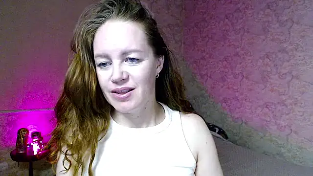 Snapshot of Fern_Lust chatting on 07-08-26, 09:37 Fern Lust online show from 07-08-26, 09:37