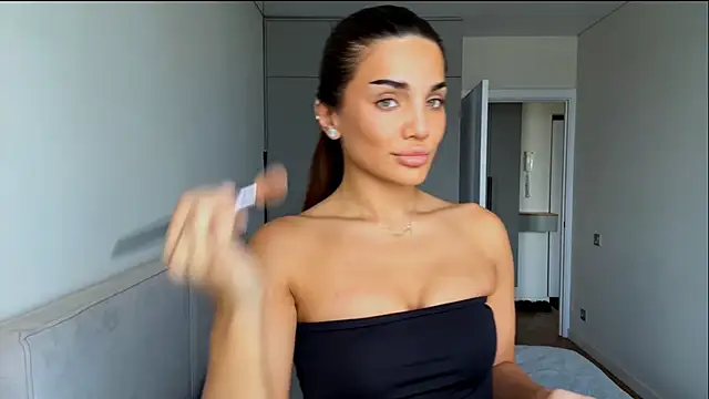 MelindaReny online show from 06-08-26, 10:05