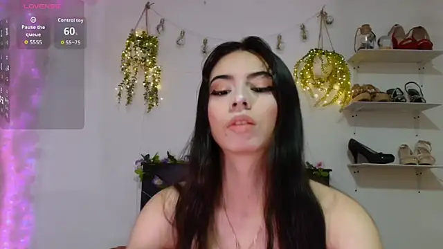 Snapshot of Sussan_Oconell chatting on 05-11-26, 01:12 Sussan Oconell online show from 05-11-26, 01:12