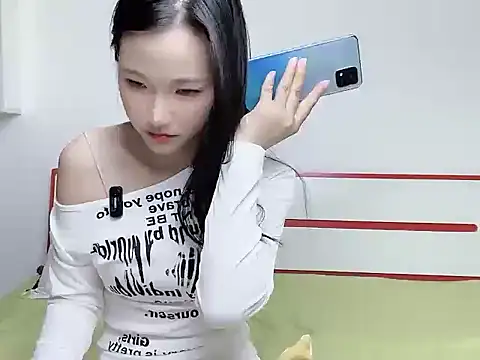 M-weiwei online show from 05-09-26, 02:20