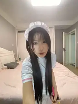 Snapshot of Xiaoyu0012 chatting on 05-08-26, 01:48 Xiaoyu0012 online show from 05-08-26, 01:48