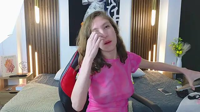 Snapshot of Sun_20_ chatting on 04-15-26, 03:16 Sun 20 online show from 04-15-26, 03:16