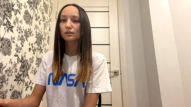 VolatileDear online show from 04-15-26, 04:44