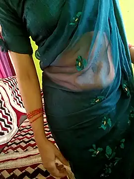 Sexy Hena 69 online show from 04-18-26, 09:00