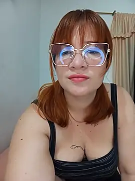 Curves Nina online show from 06-19-26, 07:30