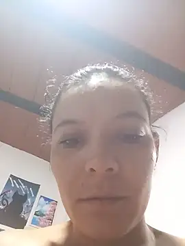 LunaArias online show from 05-31-26, 02:23