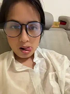 Faye-baby online show from 05-21-26, 03:09