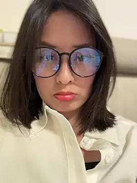 Faye-baby online show from 04-22-26, 04:47