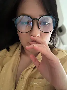 Faye-baby online show from 04-24-26, 02:02