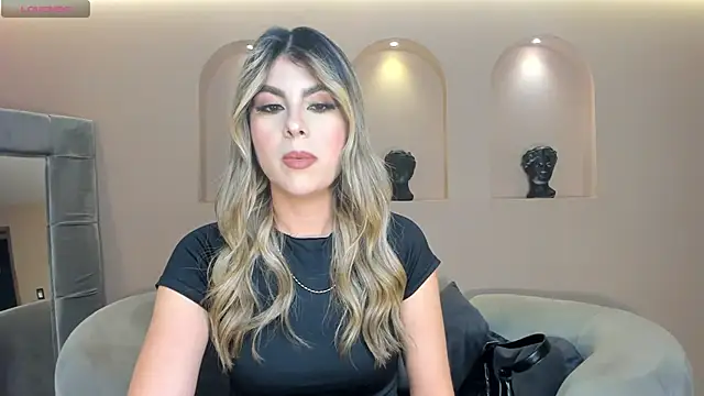 MiaSilvaX online show from 05-28-26, 11:16