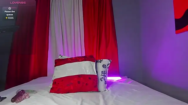 BunnyThompson online show from 07-08-26, 05:24