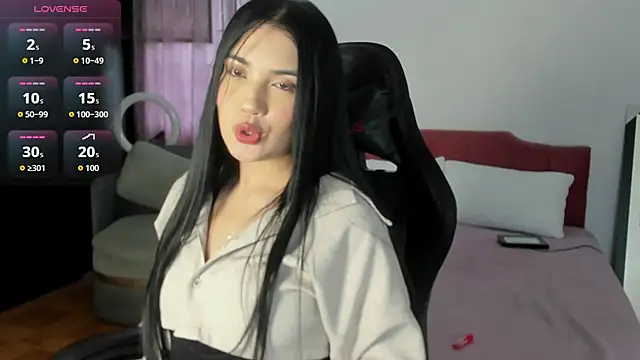  hanna gomez online show from 05-07-26, 01:47
