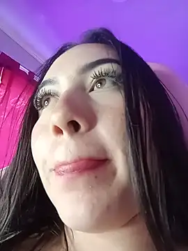 Sophie col online show from 05-17-26, 01:11