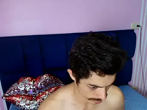 taylor Stele online show from 05-18-26, 08:57